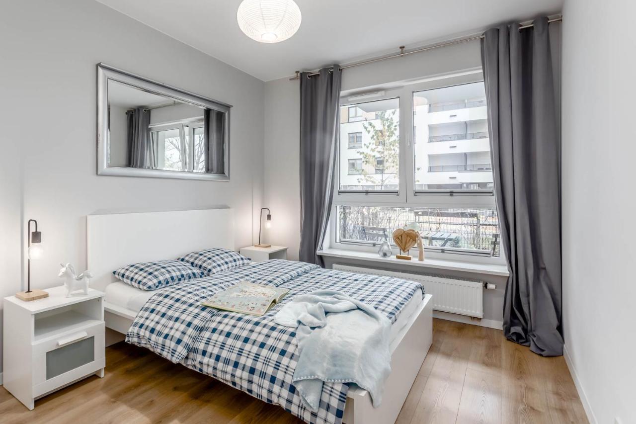 Chill Apartments Mokotow Business Center ワルシャワ エクステリア 写真