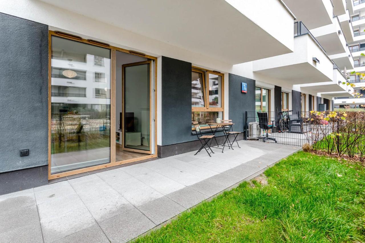 Chill Apartments Mokotow Business Center ワルシャワ エクステリア 写真