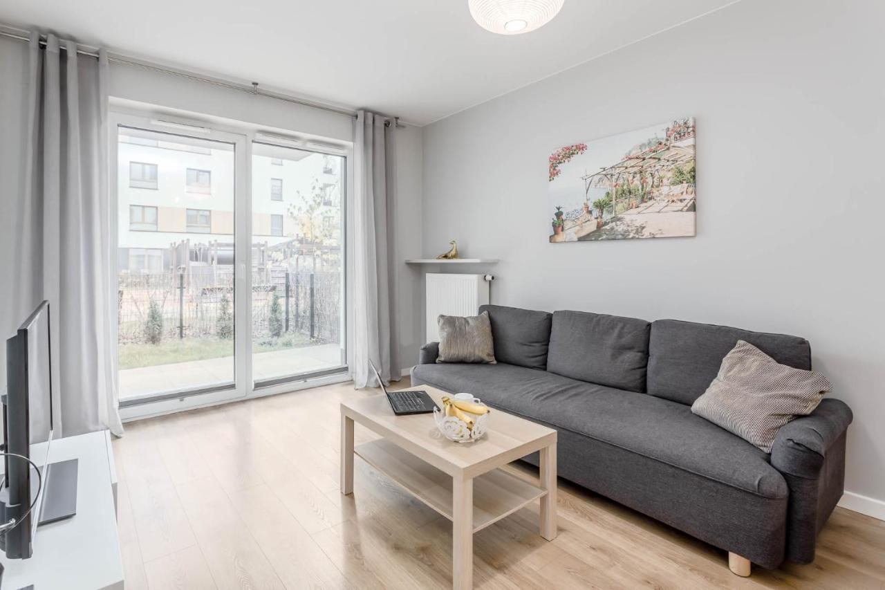 Chill Apartments Mokotow Business Center ワルシャワ エクステリア 写真