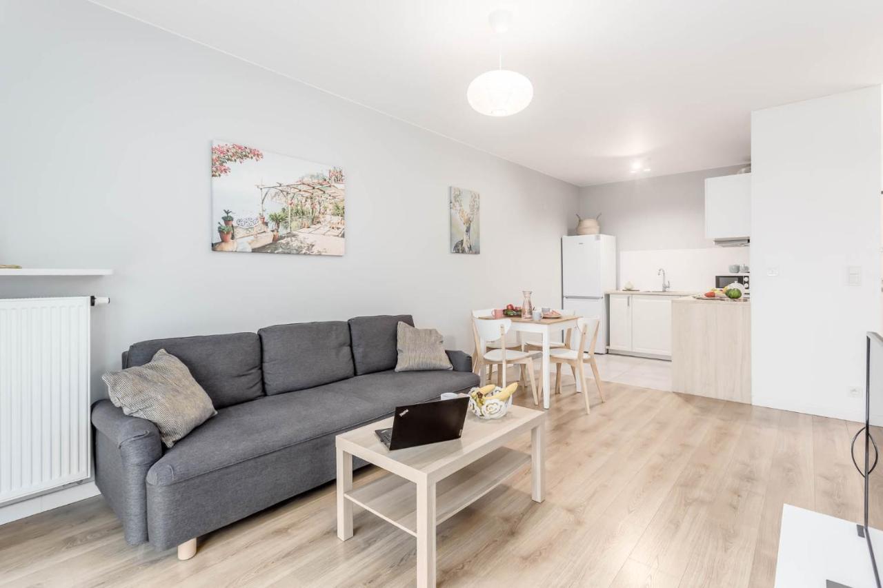Chill Apartments Mokotow Business Center ワルシャワ エクステリア 写真
