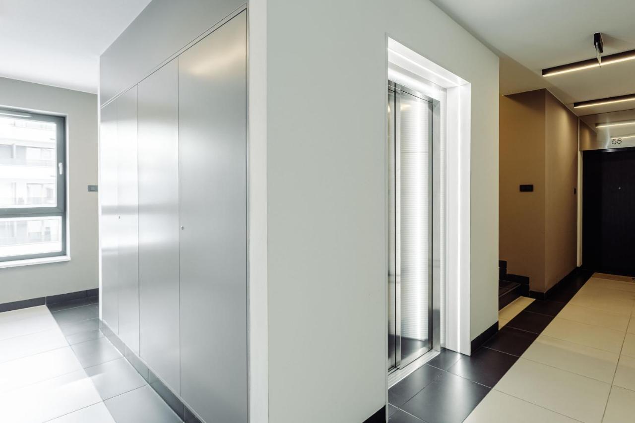 Chill Apartments Mokotow Business Center ワルシャワ エクステリア 写真