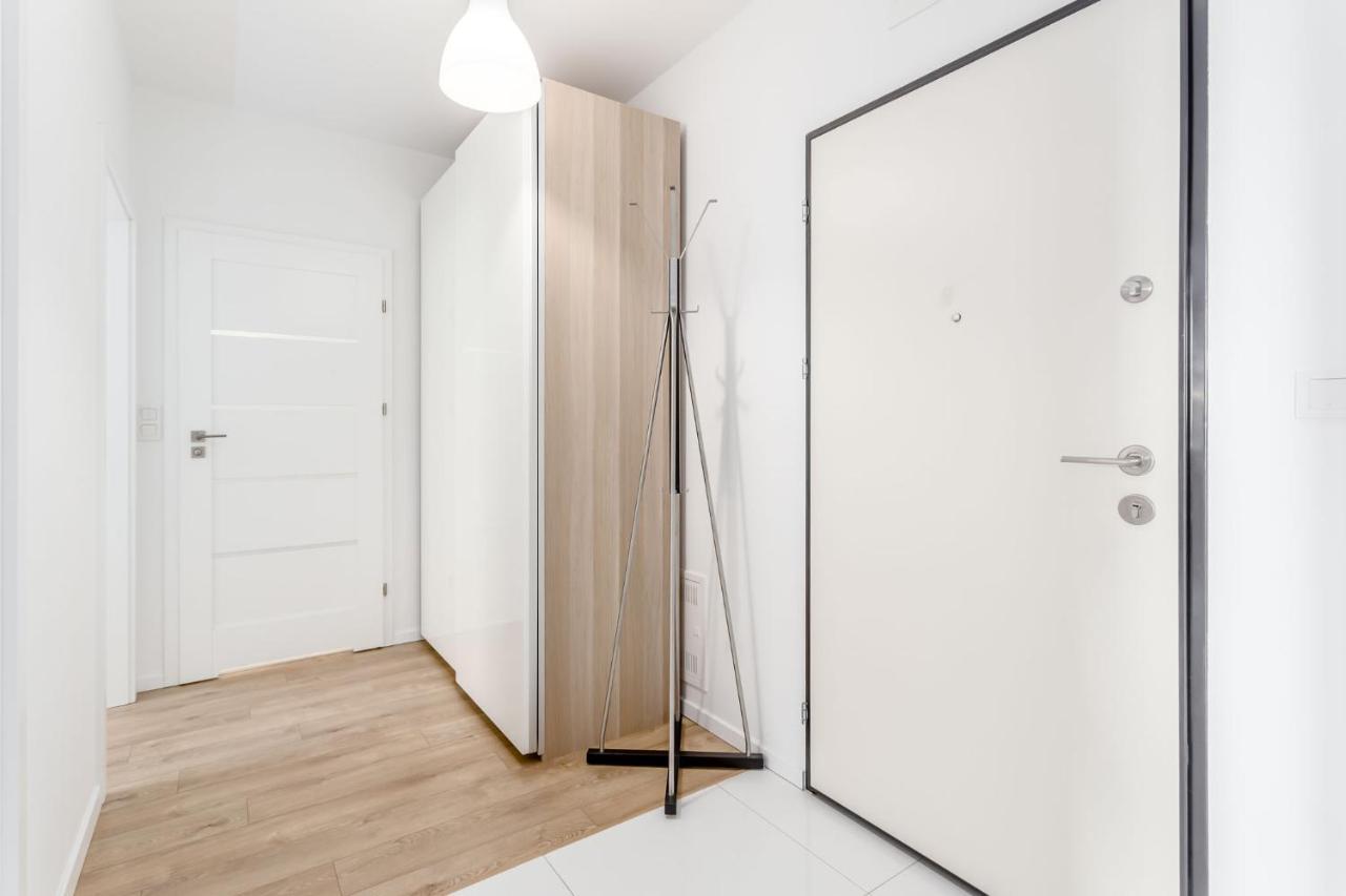 Chill Apartments Mokotow Business Center ワルシャワ エクステリア 写真