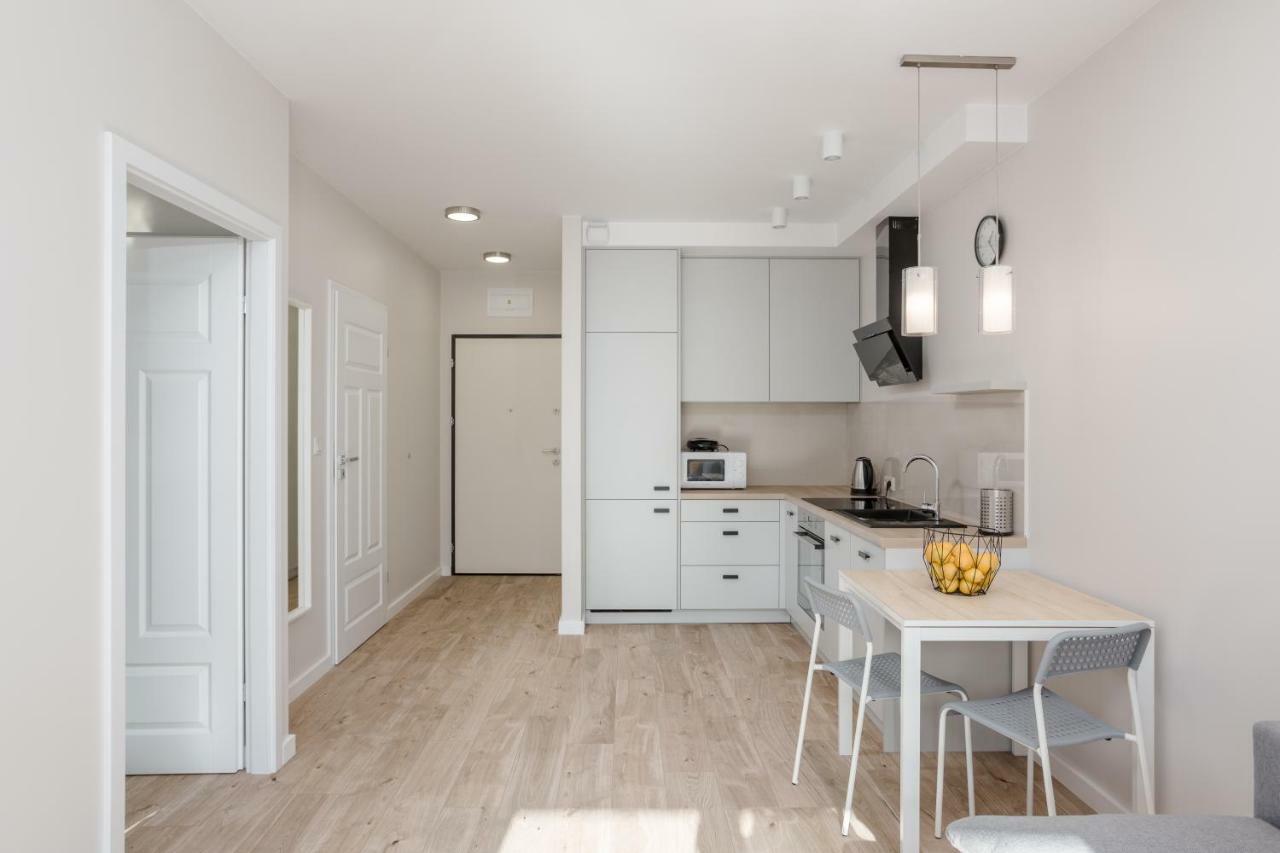 Chill Apartments Mokotow Business Center ワルシャワ エクステリア 写真
